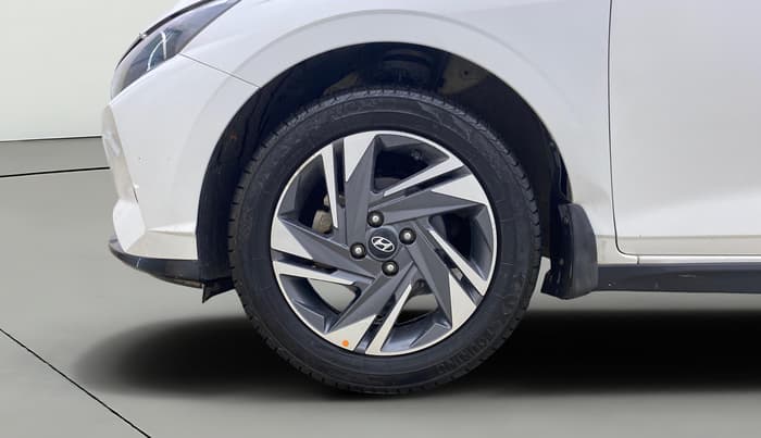 2021 Hyundai NEW I20 Asta (O) 1.0 Turbo DCT Dual Tone, Petrol, Automatic, 58,948 km, Left Front Wheel