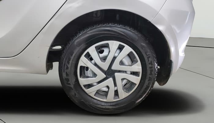 2016 Tata Tiago XE PETROL, CNG, Manual, 1,03,129 km, Left Rear Wheel
