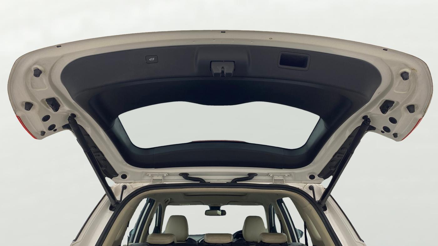 2021 MG HECTOR SHARP 1.5 DCT PETROL, Petrol, Automatic, 65,789 km, Boot Door Open