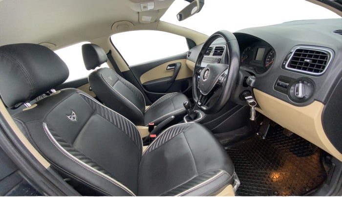 2017 Volkswagen Polo HIGHLINE1.2L, Petrol, Manual, 36,174 km, Right Side Front Door Cabin