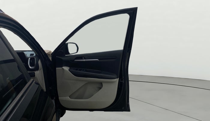 2020 KIA SONET HTX 1.5, Diesel, Manual, 66,884 km, RHS Front Door