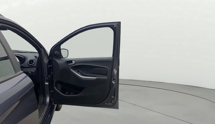 2018 Ford FREESTYLE TREND 1.2 PETROL, Petrol, Manual, 32,852 km, RHS Front Door