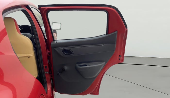 2016 Renault Kwid RXL, Petrol, Manual, 31,819 km, RHS Rear Door