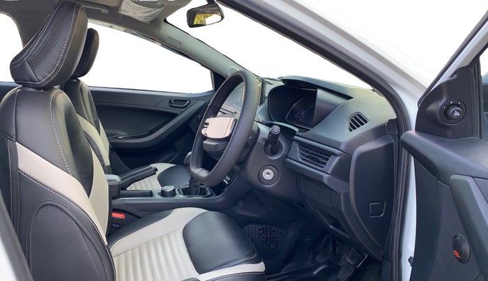 2025 Tata NEXON Smart + 1.5, Diesel, Manual, 17,789 km, Right Side Front Door Cabin