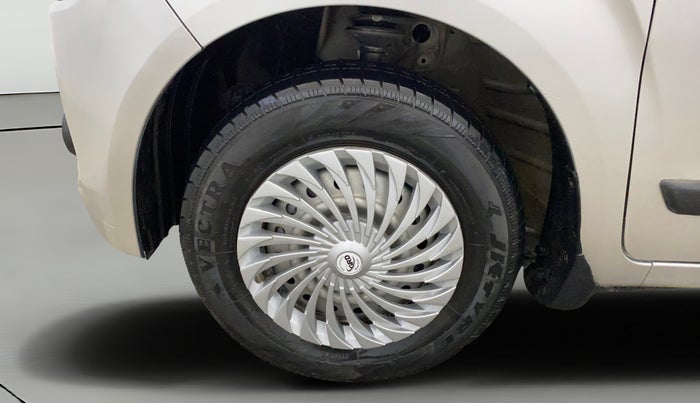 2019 Maruti New Wagon-R LXI 1.0, Petrol, Manual, 17,124 km, Left Front Wheel