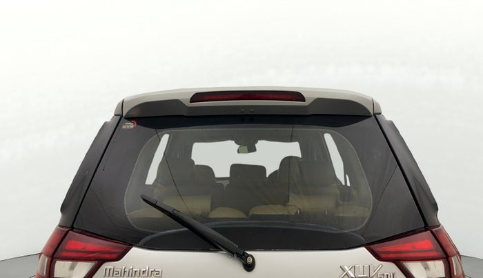 2018 Mahindra XUV500 W9, Diesel, Manual, 95,179 km, Rear Windshield
