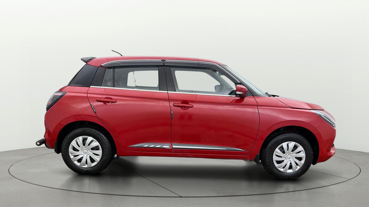 2025 Maruti Swift VXi, Petrol, Manual, 22,833 km, Right Side View