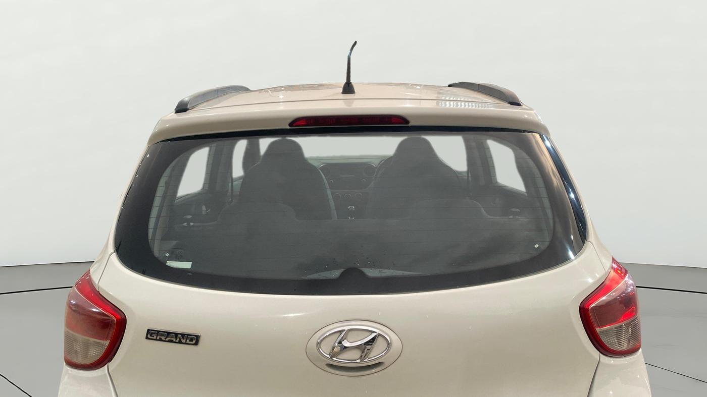 2014 Hyundai Grand i10 SPORTZ 1.2 KAPPA VTVT, Petrol, Manual, 85,186 km, Rear Windshield