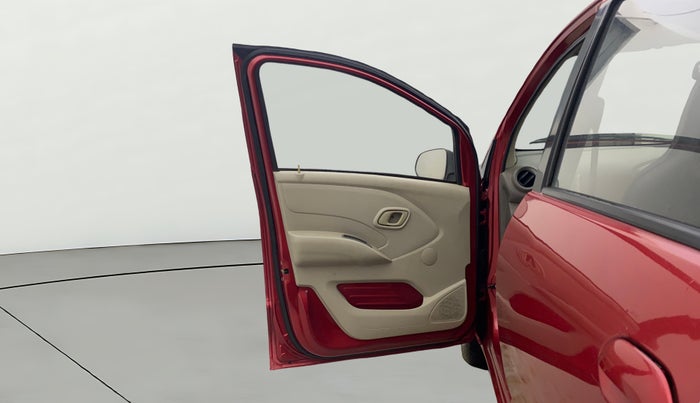 2016 Datsun Redi Go S, Petrol, Manual, 70,807 km, LHS Front Door