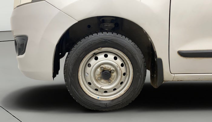 2015 Maruti Wagon R 1.0 LXI CNG, CNG, Manual, 95,668 km, Left Front Wheel