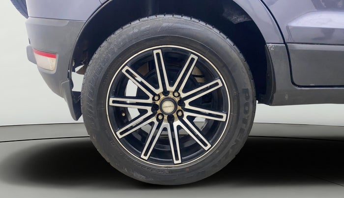 2013 Ford Ecosport TREND 1.5L DIESEL, Diesel, Manual, 1,36,475 km, Right Rear Wheel