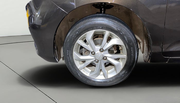 2018 Honda Amaze 1.5L I-DTEC VX, Diesel, Manual, 1,00,226 km, Left Front Wheel