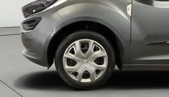 2021 Tata ALTROZ XM PLUS PETROL, Petrol, Manual, 19,907 km, Left Front Wheel