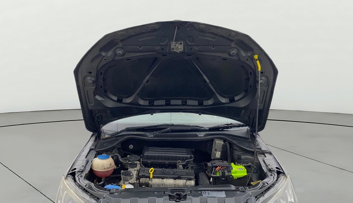 2017 Skoda Rapid AMBITION 1.6 MPI MT, Petrol, Manual, 34,644 km, Open Bonet