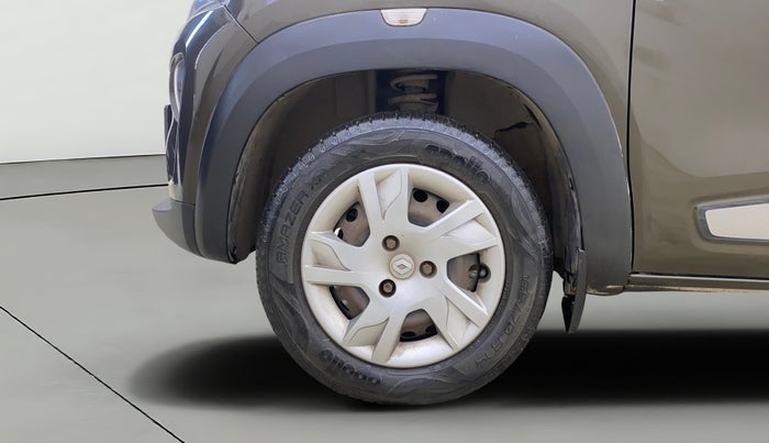 2021 Renault Kwid RXT 1.0 (O), Petrol, Manual, 21,852 km, Left Front Wheel