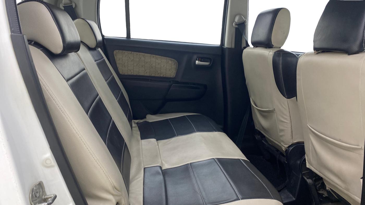 2017 Maruti Wagon R 1.0 VXI, Petrol, Manual, 72,891 km, Right Side Rear Door Cabin