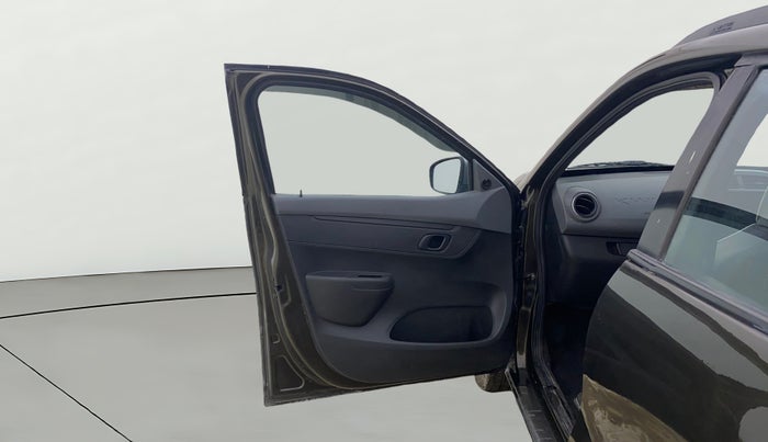 2020 Renault Kwid RXT 1.0 (O), Petrol, Manual, 76,836 km, LHS Front Door