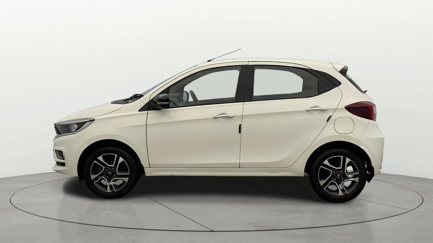 2024 Tata Tiago XZ PLUS PETROL, Petrol, Manual, 16,093 km, Left Side