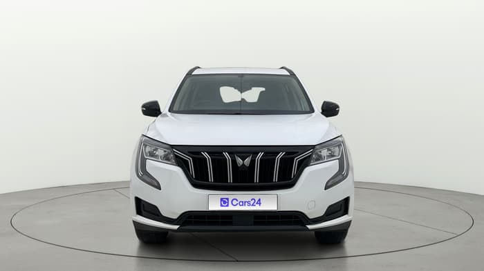 2022 Mahindra XUV700 MX P MT 5 STR, Petrol, Manual, 1,10,943 km, Front