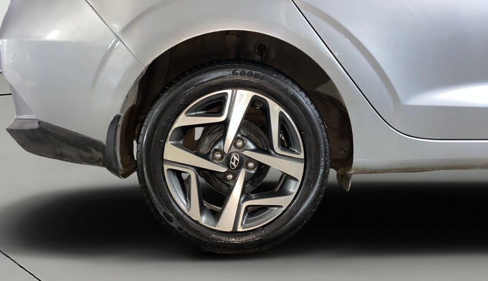 2020 Hyundai AURA SX 1.2, Petrol, Manual, 1,04,595 km, Right Rear Wheel