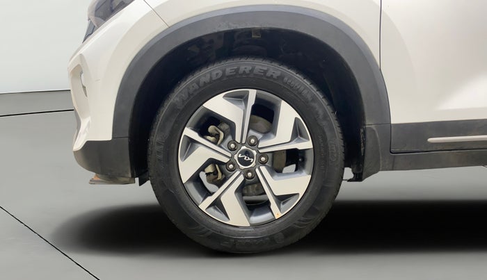 2022 KIA SONET HTX 1.5 AT, Diesel, Automatic, 29,856 km, Left Front Wheel