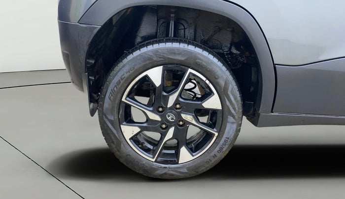 2023 Tata PUNCH ACCOMPLISHED AMT, Petrol, Automatic, 15,858 km, Right Rear Wheel