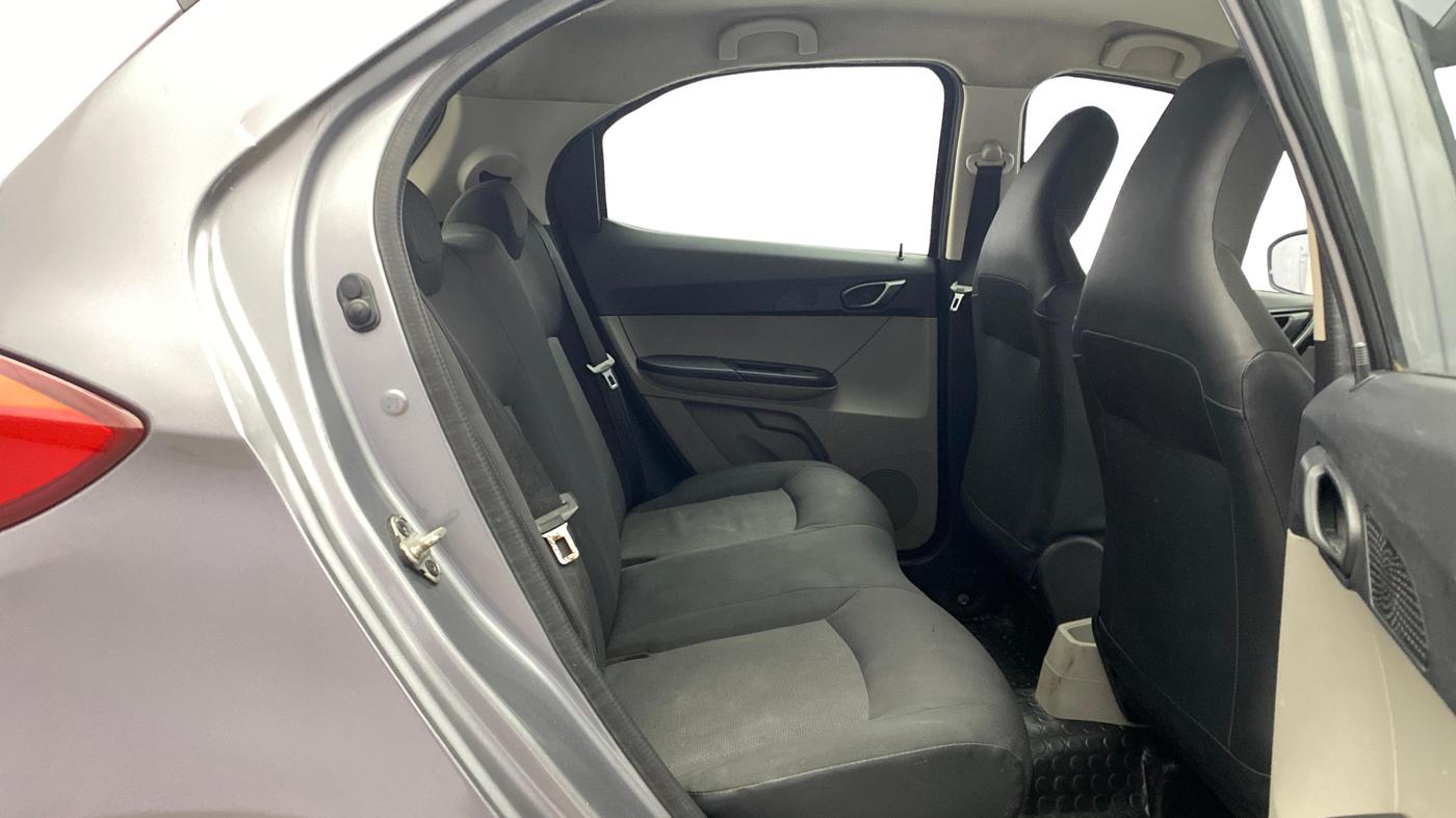 2019 Tata Tiago XT PETROL, Petrol, Manual, 1,03,955 km, Right Side Rear Door Cabin