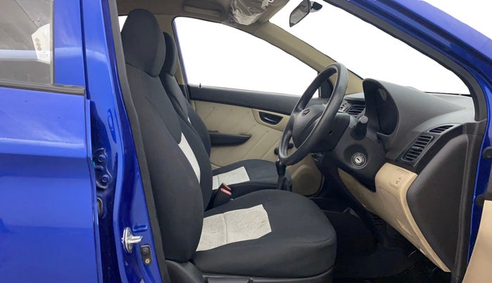 2014 Hyundai Eon D-LITE+, Petrol, Manual, 47,711 km, Right Side Front Door Cabin