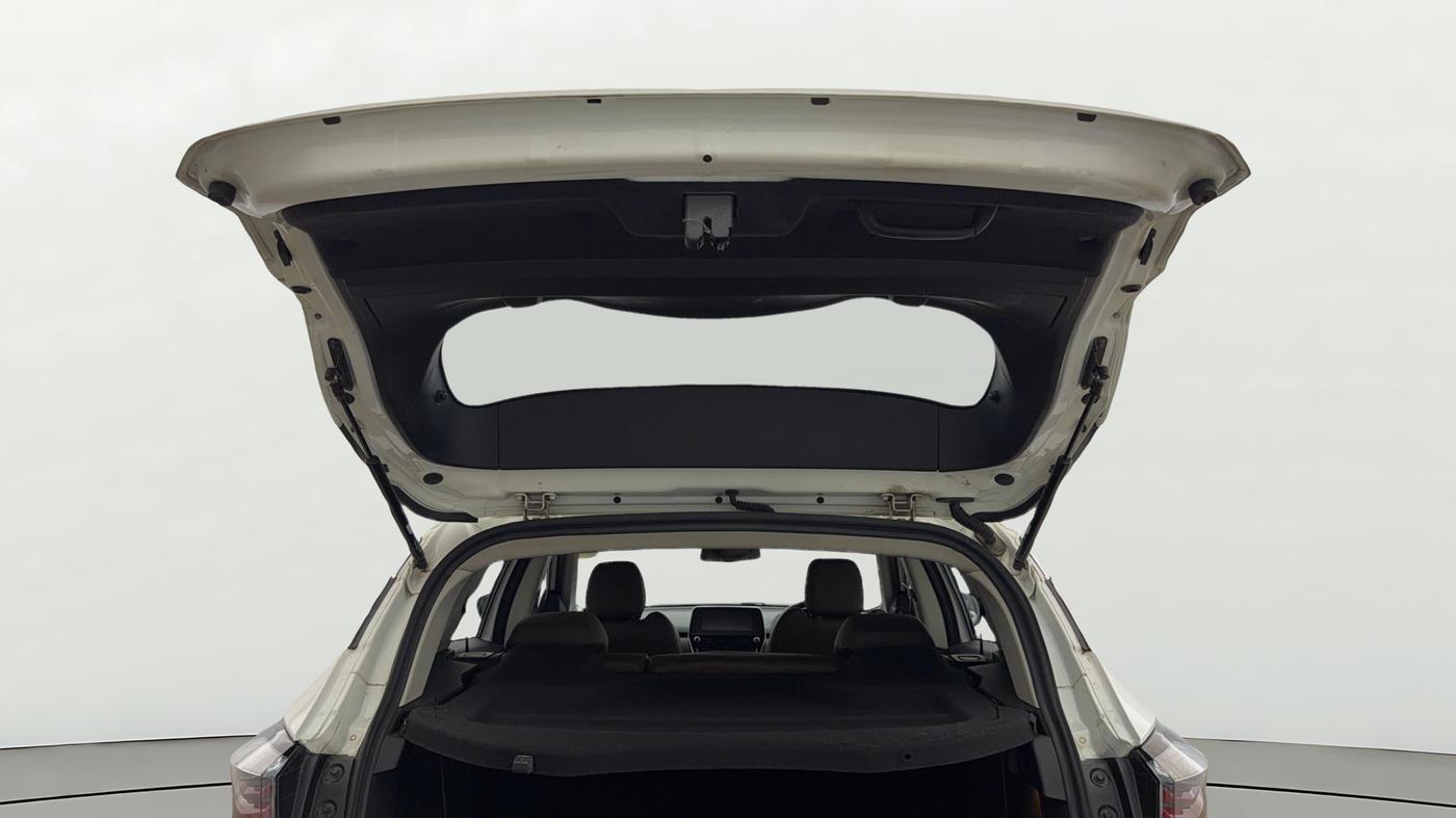 2022 Tata Harrier XZA PLUS 2.0L, Diesel, Automatic, 75,000 km, Boot Door Open