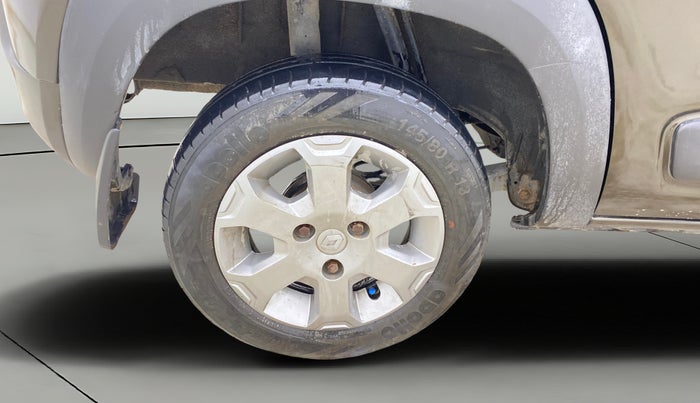 2017 Renault Kwid CLIMBER 1.0, Petrol, Manual, 75,069 km, Right Rear Wheel