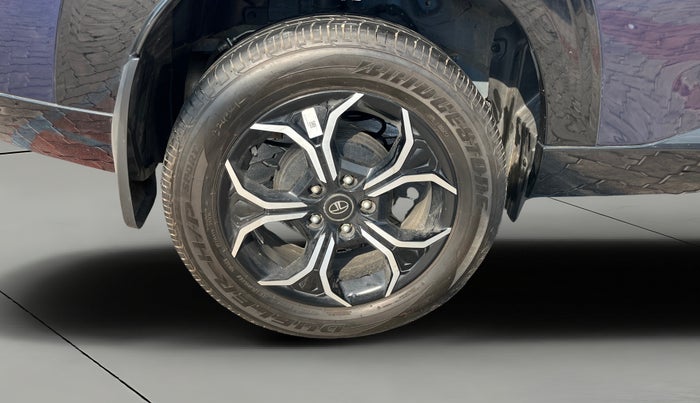 2024 Tata Curvv Creative 1.2 Petrol 7DCA, Petrol, Automatic, 18,099 km, Right Rear Wheel