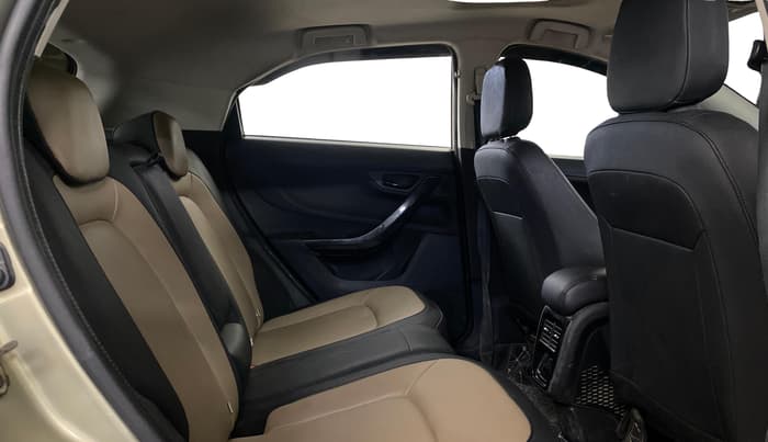 2022 Tata NEXON XZ PLUS PETROL KAZIRANGA, Petrol, Manual, 1,03,485 km, Right Side Rear Door Cabin