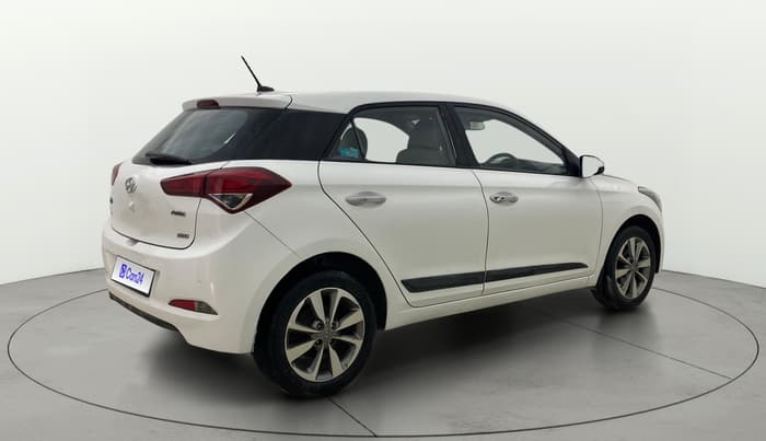 2016 Hyundai Elite i20 ASTA 1.2 (O), Petrol, Manual, 1,12,943 km, Right Back Diagonal