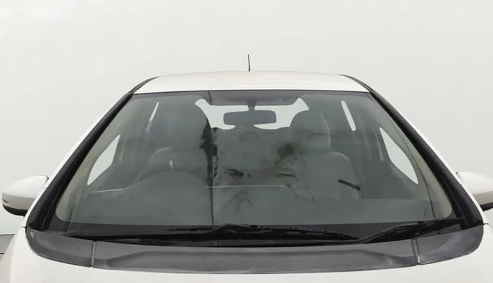 2016 Honda Jazz 1.2L I-VTEC V AT, Petrol, Automatic, 1,46,324 km, Front Windshield