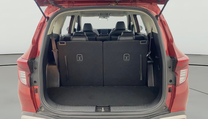 2023 KIA CARENS PRESTIGE PLUS 1.5 PETROL IMT 7 STR, Petrol, Manual, 18,039 km, Boot Open Zoomed View