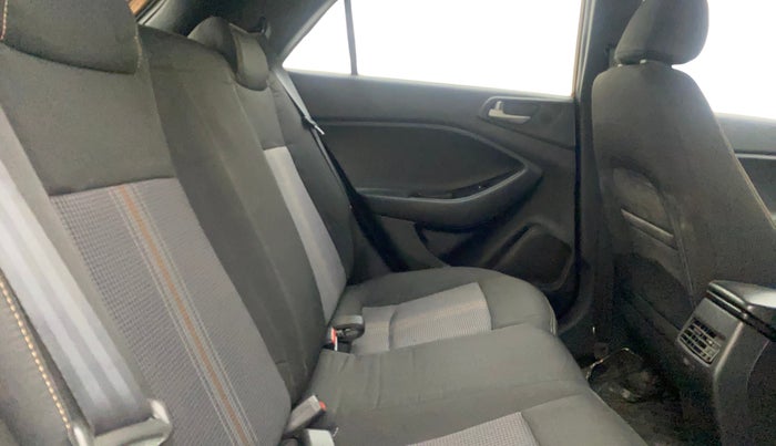 2018 Hyundai i20 Active 1.2 S, Petrol, Manual, 80,177 km, Right Side Rear Door Cabin