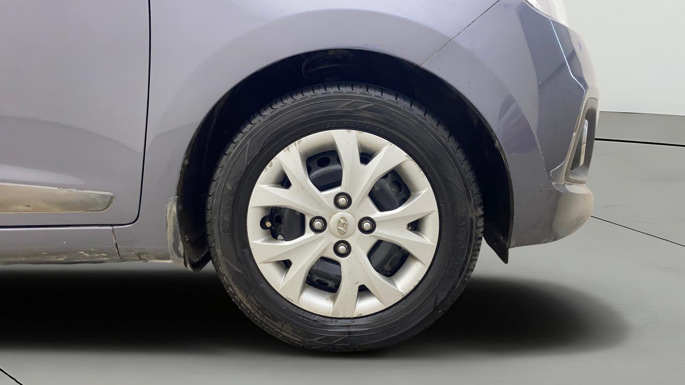 2014 Hyundai Grand i10 SPORTZ 1.2 KAPPA VTVT, Petrol, Manual, 44,902 km, Right Front Wheel