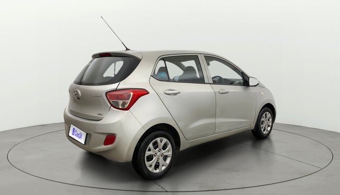 2015 Hyundai Grand i10 MAGNA 1.2 KAPPA VTVT, Petrol, Manual, 13,871 km, Right Back Diagonal