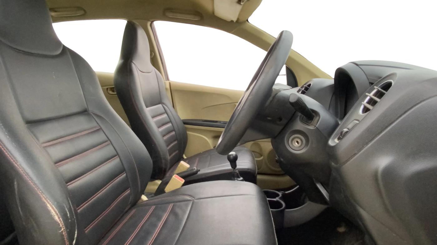 2015 Honda Amaze 1.2L I-VTEC S, Petrol, Manual, 1,25,429 km, Right Side Front Door Cabin