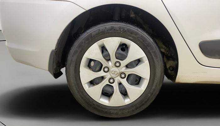 2016 Hyundai Xcent S 1.2, Petrol, Manual, 73,596 km, Right Rear Wheel