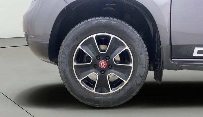 2017 Renault Duster RXS CVT, Petrol, Automatic, 63,084 km, Left Front Wheel