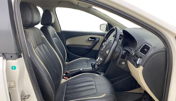 2013 Volkswagen Polo HIGHLINE1.2L, CNG, Manual, 86,957 km, Right Side Front Door Cabin