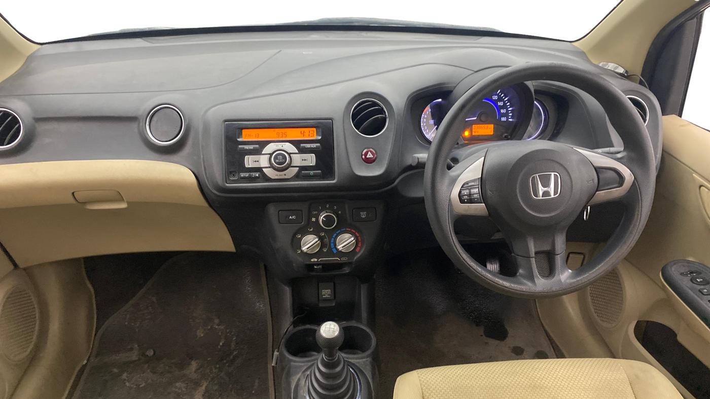 2015 Honda Brio S MT, Petrol, Manual, 38,262 km, Dashboard