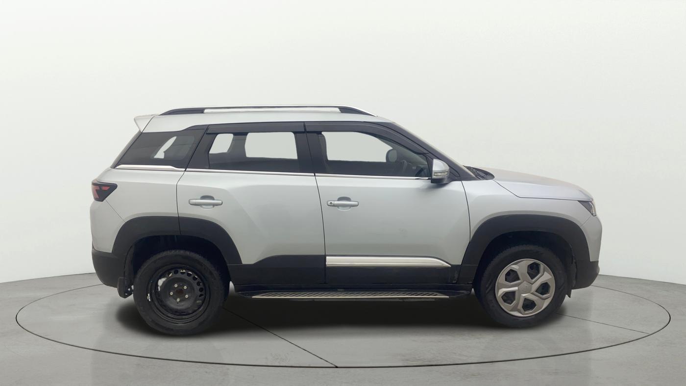 2022 Maruti BREZZA VXI AT SMART HYBRID, Petrol, Automatic, 10,563 km, Right Side View