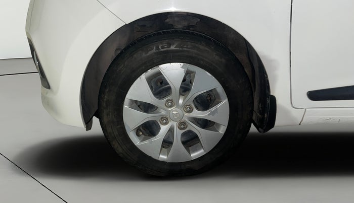 2015 Hyundai Xcent S 1.2, Petrol, Manual, 57,684 km, Left Front Wheel