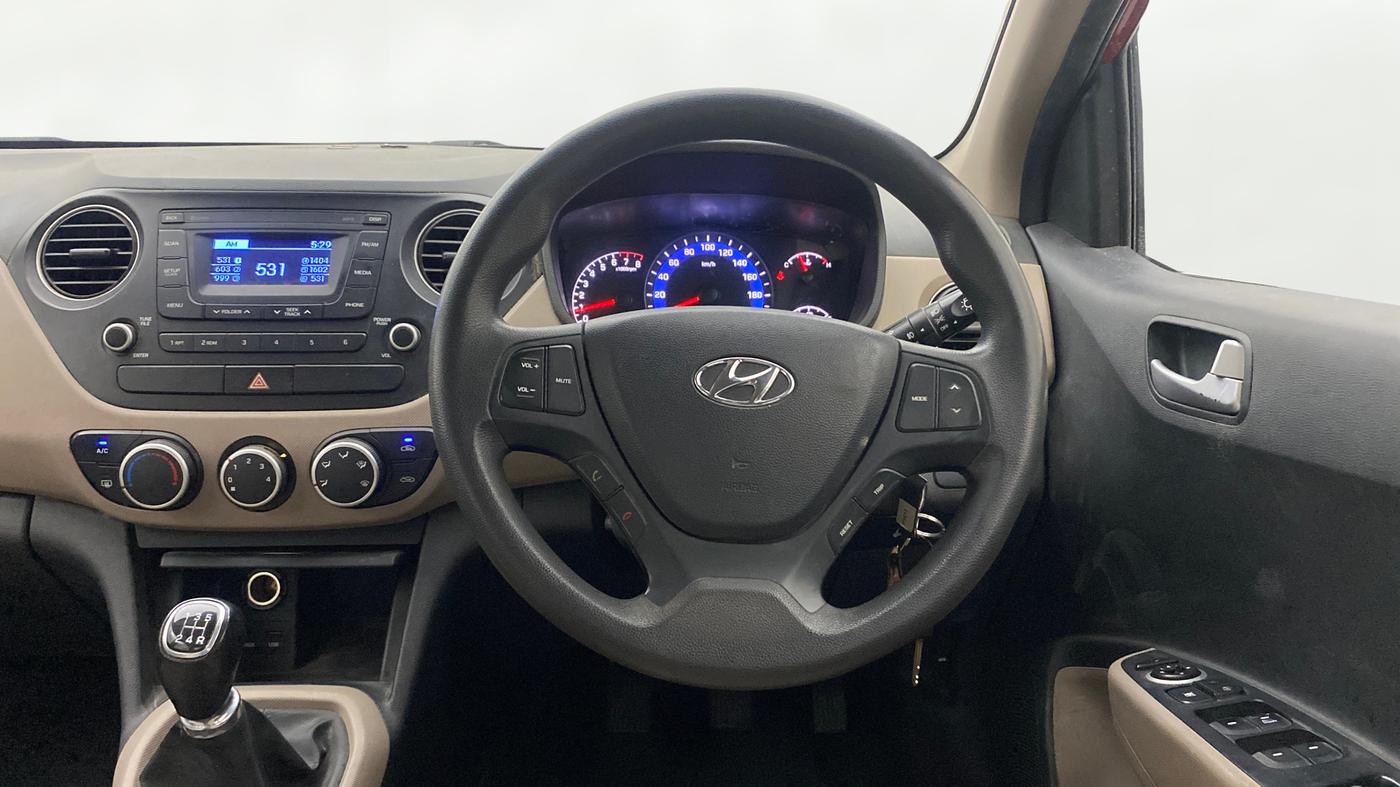 2016 Hyundai Xcent SX 1.2, Petrol, Manual, 96,117 km, Steering Wheel Close Up