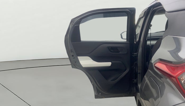 2024 Tata PUNCH ACCOMPLISHED SUNROOF MT, Petrol, Manual, 8,776 km, LHS Rear Door