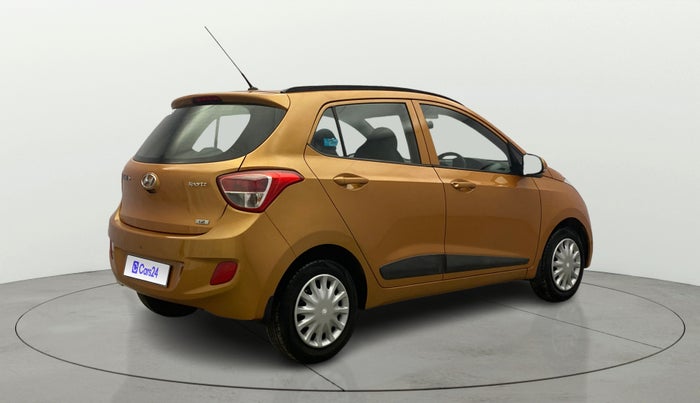 2016 Hyundai Grand i10 SPORTZ 1.2 KAPPA VTVT, Petrol, Manual, 45,125 km, Right Back Diagonal