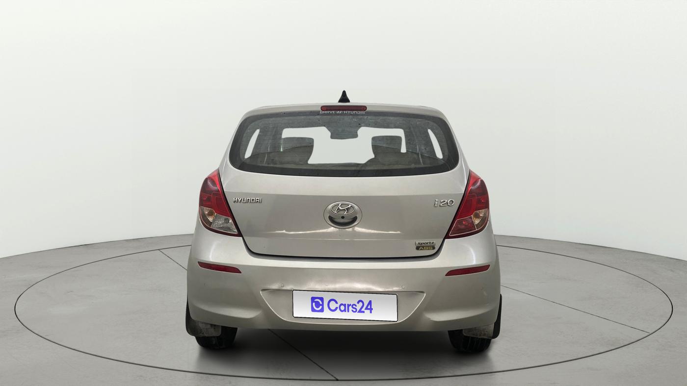 2013 Hyundai i20 SPORTZ 1.2, Petrol, Manual, 74,812 km, Back/Rear