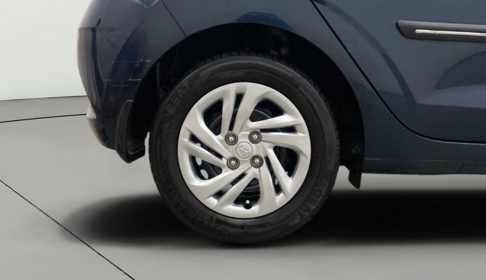 2022 Hyundai GRAND I10 NIOS MAGNA 1.2 KAPPA VTVT, Petrol, Manual, 22,732 km, Right Rear Wheel